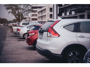 Proprietario tramite targa: come scoprire il proprietario di un auto