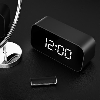Orologio digitale con telecamera WiFi 4K, visione notturna e rilevamento del movimento