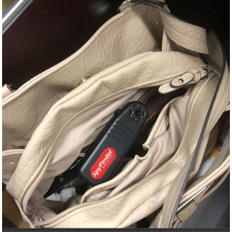 Rilevatore professionale di telecamere nascoste SpyFinder PRO