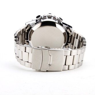 Orologio argento con telecamera IR e memoria interna da 32 GB